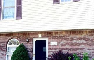 3423 Oaklawn Cir, Blmgtn IN  47401-8561 exterior