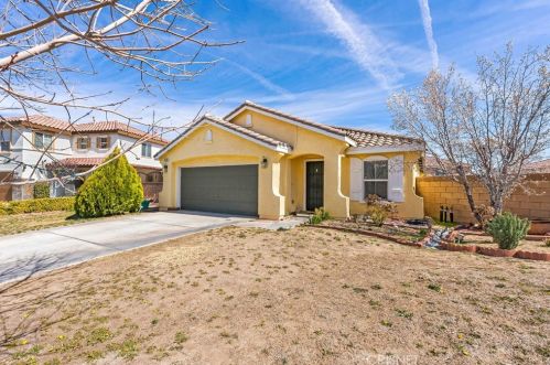 45118 Parkview Ln, Lancaster, CA 93535-1170