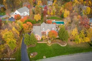 12518 Nathaniel Oaks Dr, Herndon, VA 20171-1731