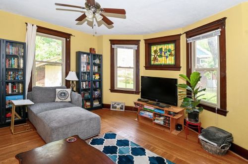 342 Ada St, Cincinnati OH 45219-1102 exterior