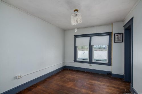32 Bretton Rd, Middletown CT  06457-4112 exterior