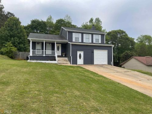 6146 Amberly Rd, Rex, GA 30273-1230