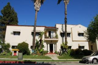 630 Naranja Dr, Glendale, CA 91206-2522