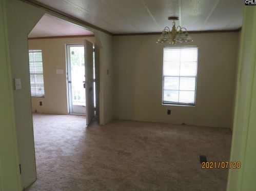 2905 Leaphart St, Cayce-West Columbia SC  29169-5907 exterior
