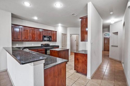 4509 Shagbark Dr, Argyle TX  76226-2489 exterior