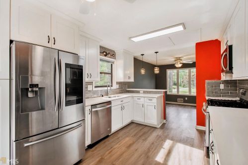 4895 Highpoint Ct, Marietta, GA 30066-1389