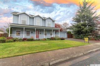 1243 Anna St, Woodburn, OR 97071-8691