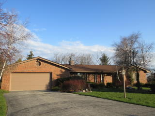 9111 Country Club Trce, Coral, IL 60152-9557