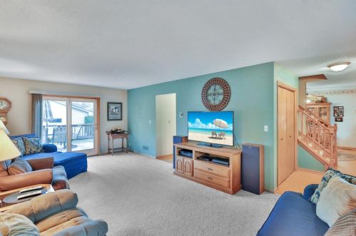 1435 Idaho Ave, Saint Paul MN  55106-1228 exterior