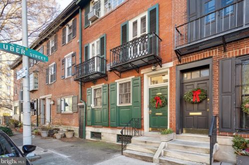 1922 Lombard St, Philadelphia, PA 19146-1411