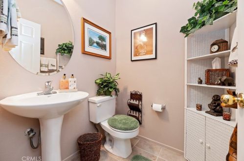 17617 Cedarwood Dr, Riverside CA  92503-7038 exterior