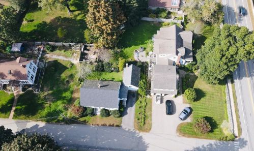 27 Verdun Ave, Portsmouth, NH 03801-5555