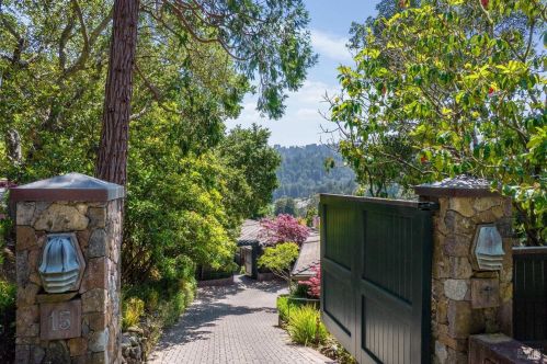 15 Stetson Ave, Mill Valley, CA 94941-1128