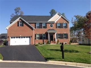 1606 White Mountain Dr, Chester, VA 23836-3007