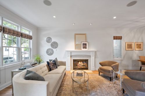 1426 Bell Ave, Chicago, IL 60622-1829
