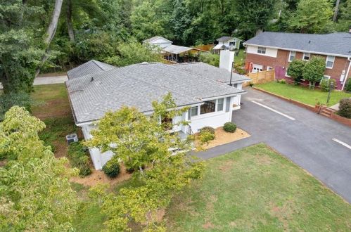 1061 Pinehurst Dr, Smyrna GA  30080-4356 exterior