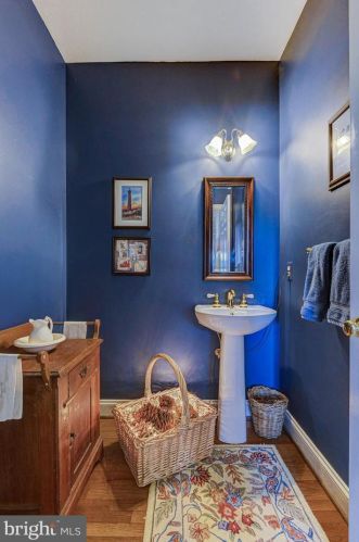 2407 Starcrest Dr, Silver Spring MD 20904-5459 exterior