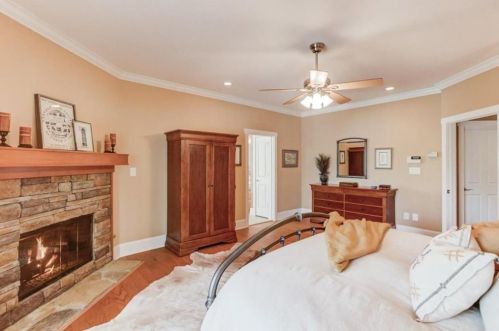 1126 Shoreline Dr, Jefferson GA  30549-2142 exterior