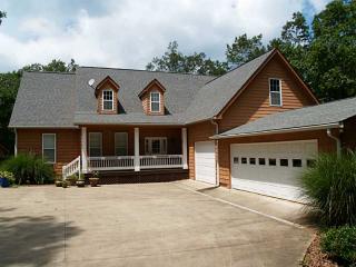 51 Huckleberry Way, Big Canoe, GA 30143-2847