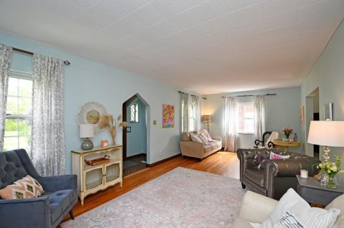 1335 Covedale Ave, Cincinnati OH  45238-3845 exterior