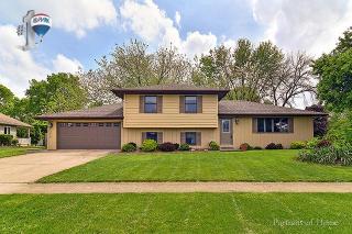 23040 Patricia Ln, Minooka, IL 60410-3111