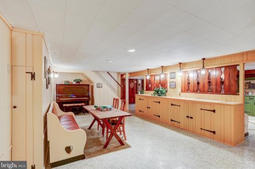 2113 Lyndell Dr, Lancaster PA  17601-5728 exterior