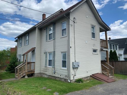 476 High St, Torrington CT  06790-6310 exterior