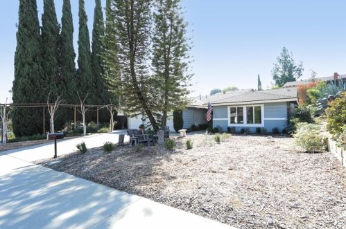 2170 Hackamore Pl, Riverside, CA 92506-4616
