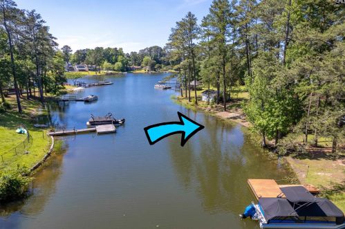 123 Ridingfield Rd, Lexington, SC 29072-9769