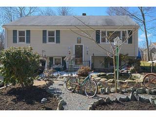 19 Fern Way, Tiverton, RI 02878-3301