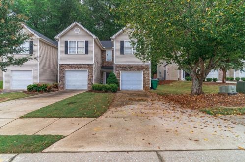 129 Creekwood Dr, Holly Springs, GA 30188-3795