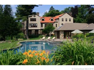 19 Rock Hall Rd, Colbrook, CT 06021-7071