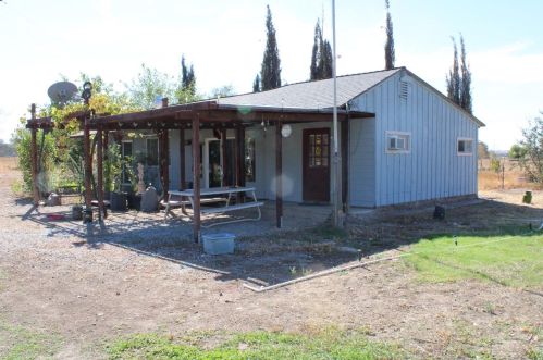 9897 Shalimar Dr, Valley Springs, CA 95252-0089
