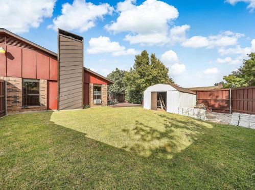 2602 Holy Cross Ln, Garland TX 75044-4673 exterior