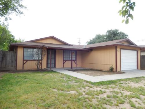 179 Alluvial Ave, Fresno, CA 93650-1146