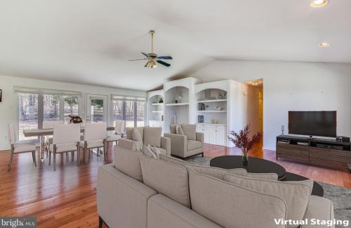 6512 Putman Rd, Graceham, MD 21788-2725