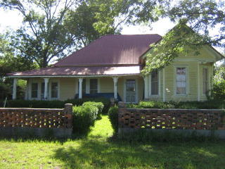 3848 Pine Park Rd, Cairo, GA 39828-6807