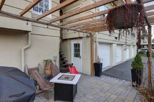 47 Hill St, Morristown, NJ 07960-5328