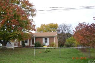 926 32nd St, Conover, NC 28613-8661