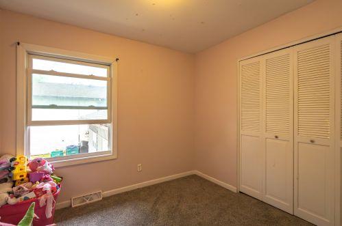 1744 Russet Ln, Sycamore IL  60178-2738 exterior