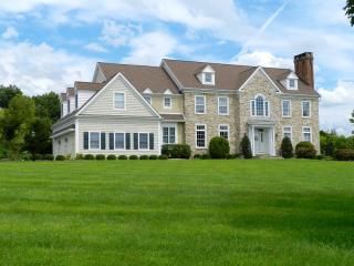 103 Parker Rd, Bloomsbury, NJ 08804-4045
