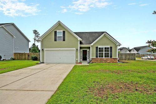 1015 Bridlewood Farms Pkwy, Ridgeville, SC 29472-5947