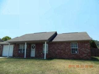 303 36th St, Ozark, AR 72949-9453