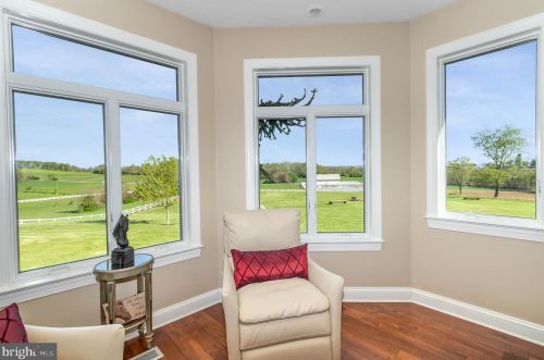 253 Bonnybrook Rd, Carlisle PA 17013-4214 exterior