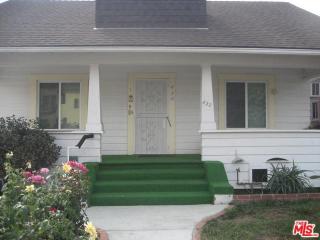 832 50 St, Los Angeles CA  90011-4402 exterior