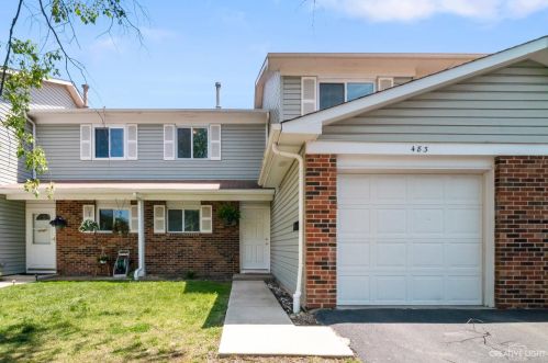 483 Esselen Ct, Carol Stream, IL 60188-9216