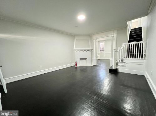 4725 15th St, Philadelphia PA  19141-2101 exterior