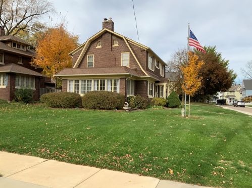 101 Mason Ct, Sycamore, IL 60178-1314