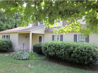 61 Colonial Dr, Walpole, NH 03608-4700
