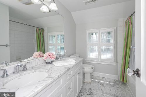 254 Ridgeview Rd, Princeton NJ  08540-7665 exterior